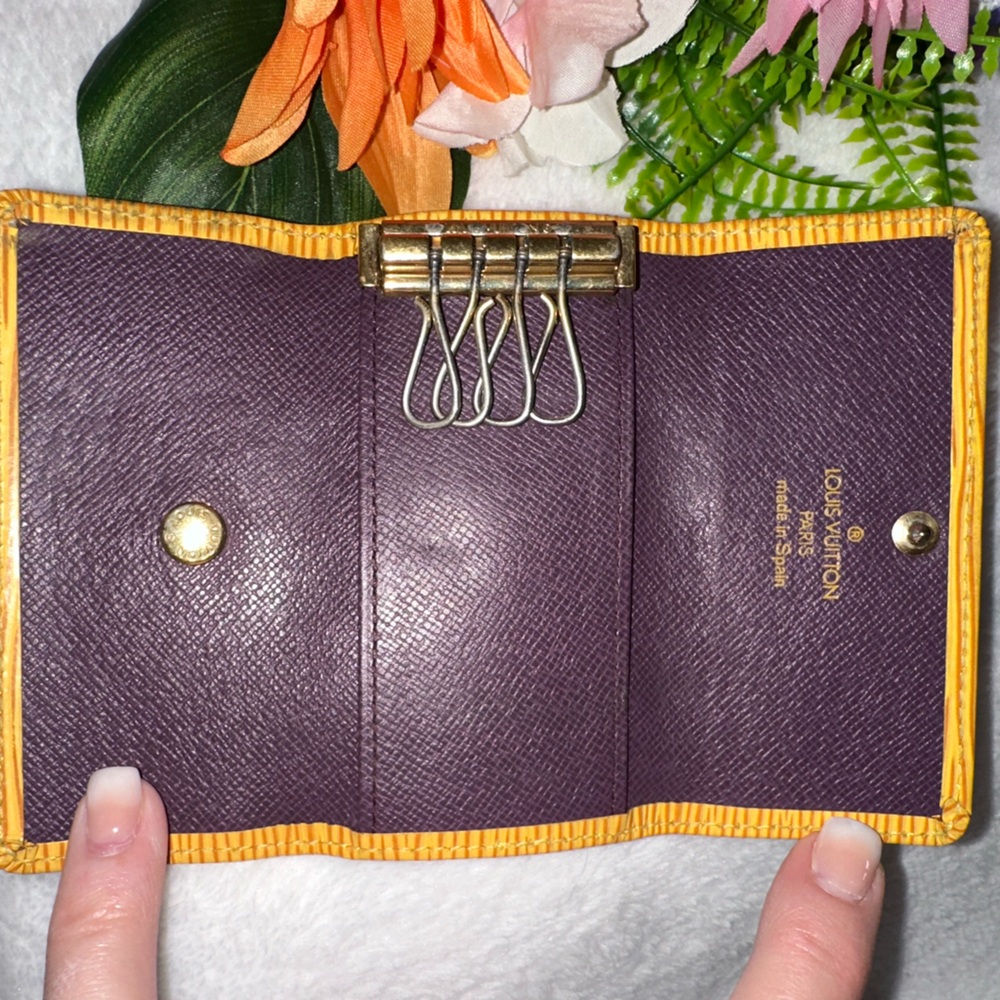 LOUIS VUITTON EPI MULTICLES LEATHER 4 RING KEY CASE KEY CHAIN - YELLOW & PURPLE - Picture 9 of 12